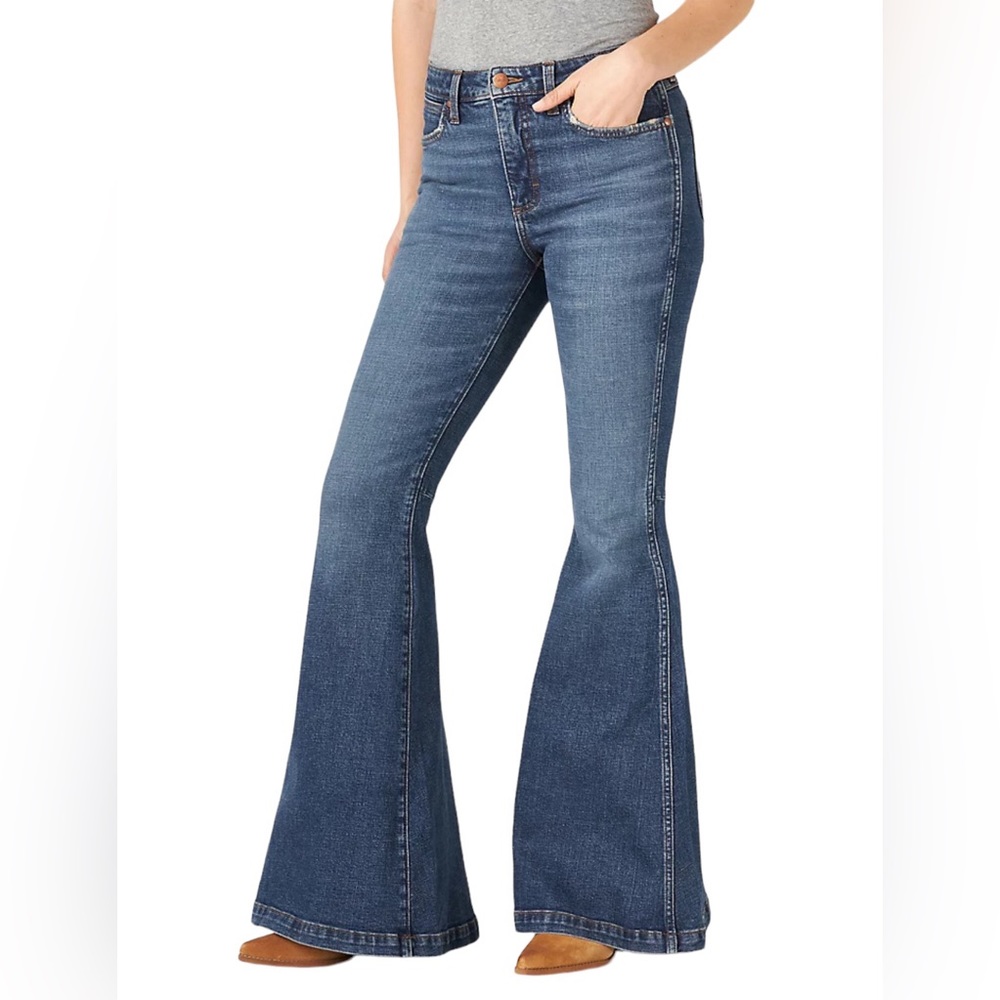 Wrangler | High Rise Flare, 25